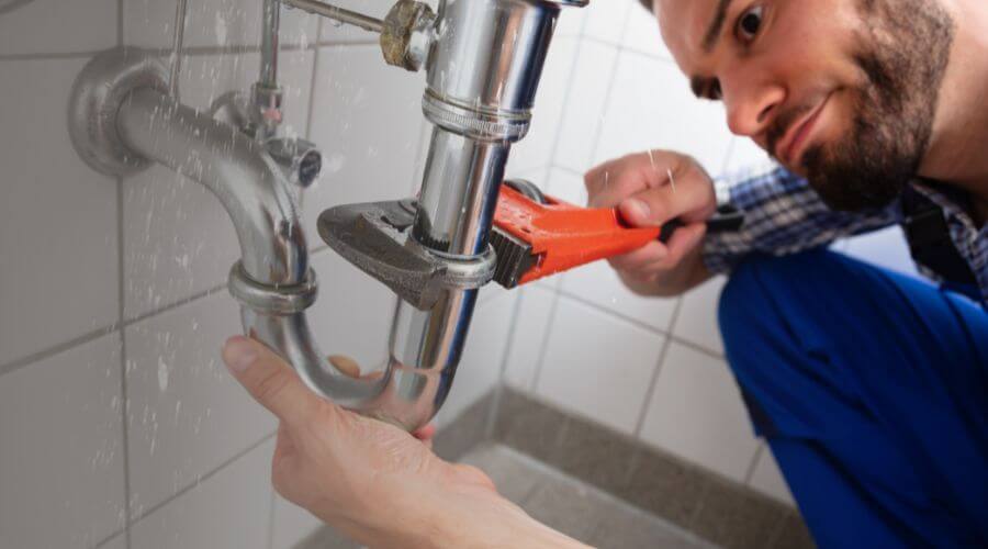 Expert burst pipe repair services in Lowes, KY